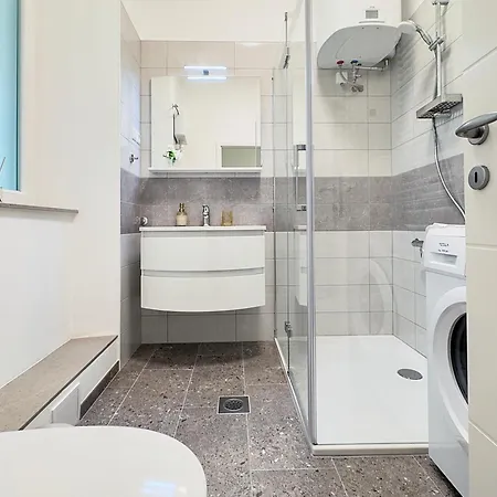 Elsa Apartment *