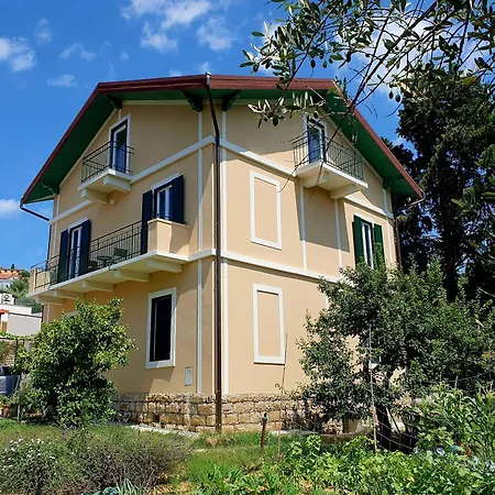 Elsa Apartment *