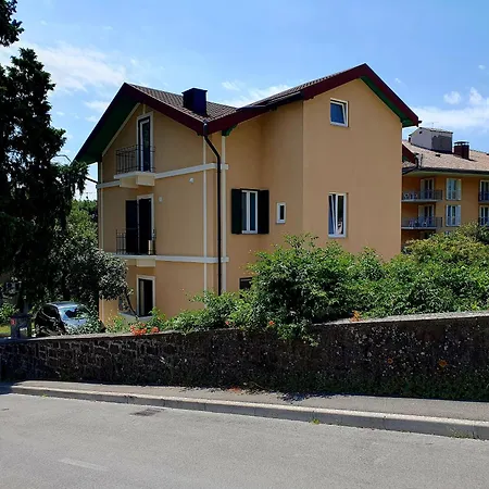 Апартаменты Elsa *